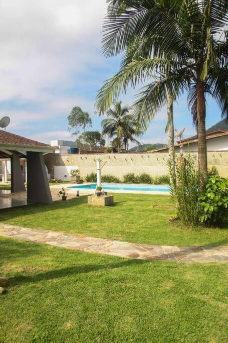 Villa Tavares - Casa Com Piscina Na Praia Da Lagoinha Убатуба Екстер'єр фото